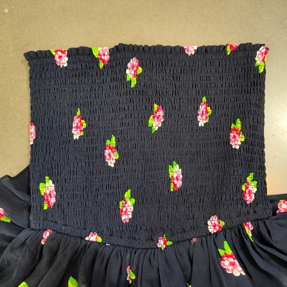 Abercrombie & Fitch Strapless Smocked and Ruffled Skirt Dress Navy Sz M - Picture 5 of 8